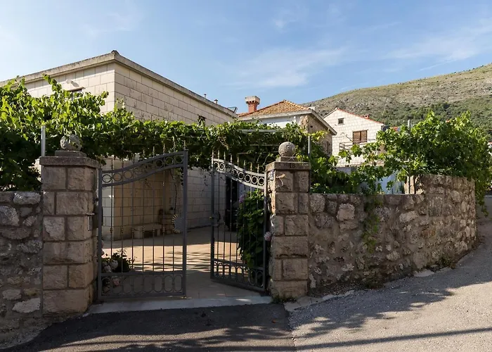 شقة Vukic دوبروفينك